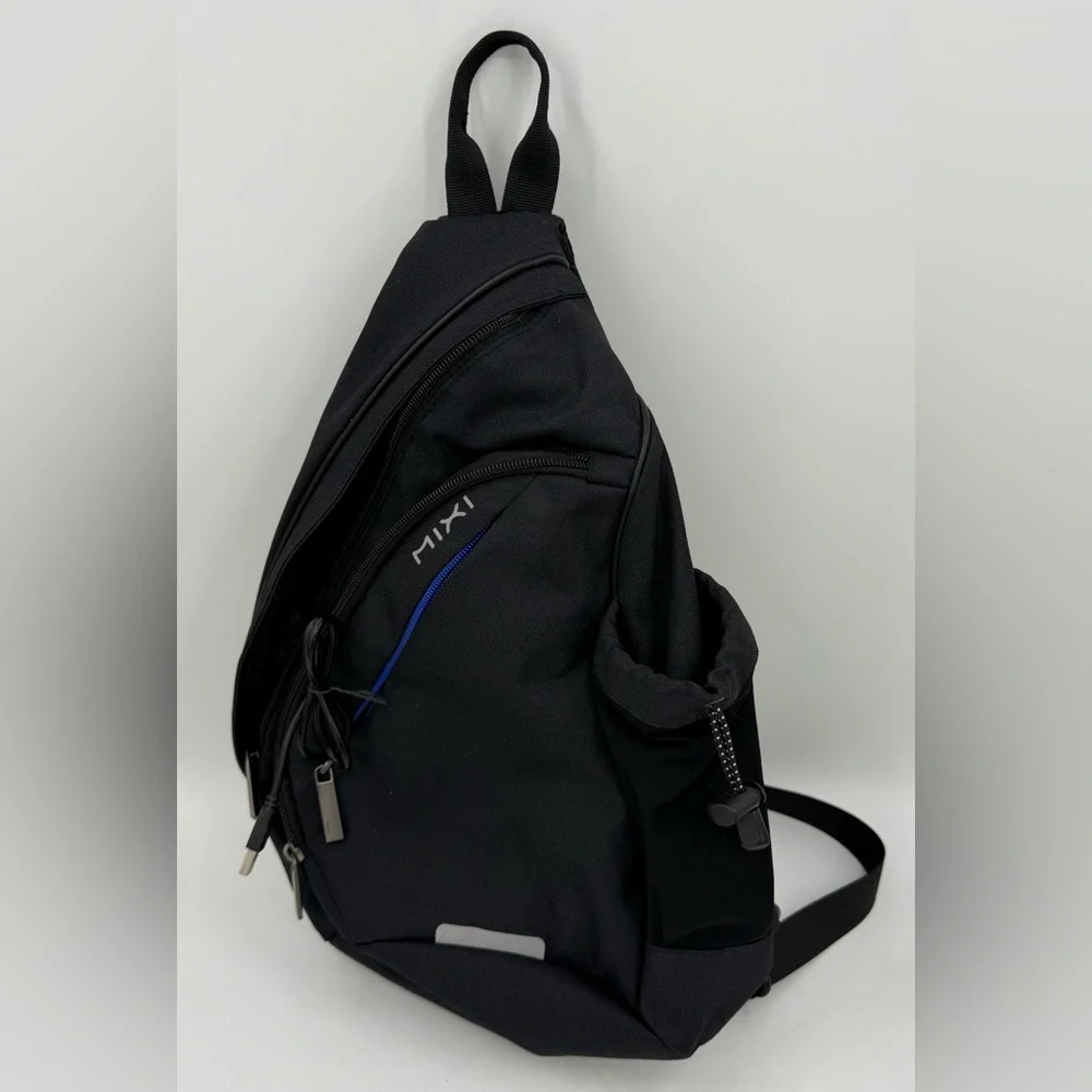 Mixi‎ Sling Backpack with USB port Black Nylon 17 inches New Type M5225 USED 1x